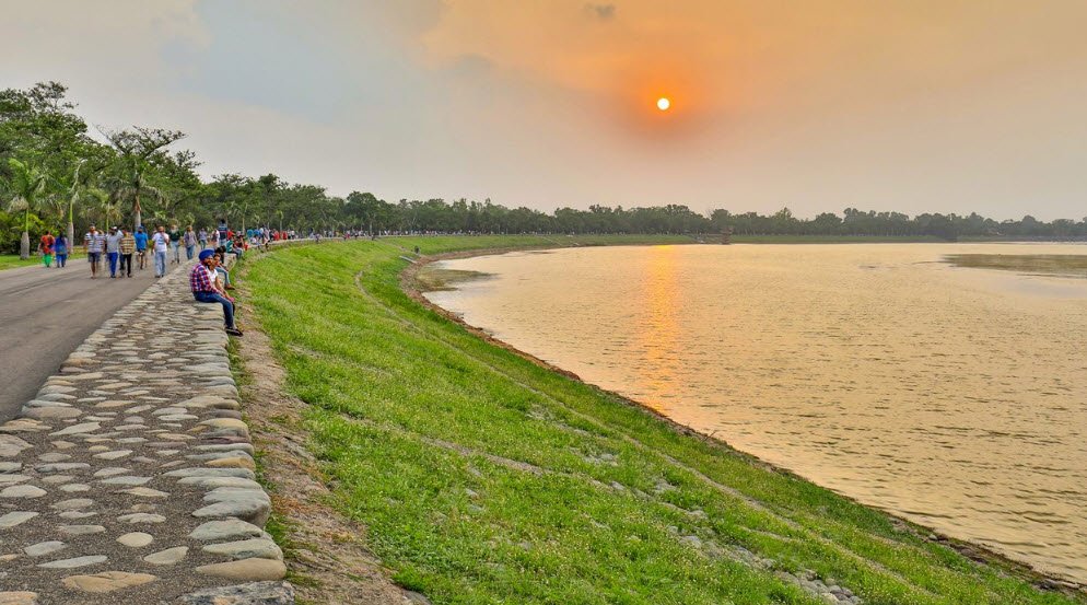 Sukhna Lake (Sector 1, Chandigarh)